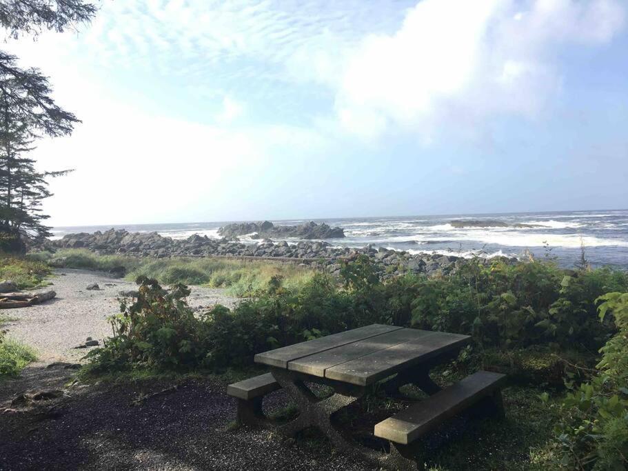 Forest Sweet Retreat Hot Tub & Wood Fired Sauna Ucluelet Εξωτερικό φωτογραφία