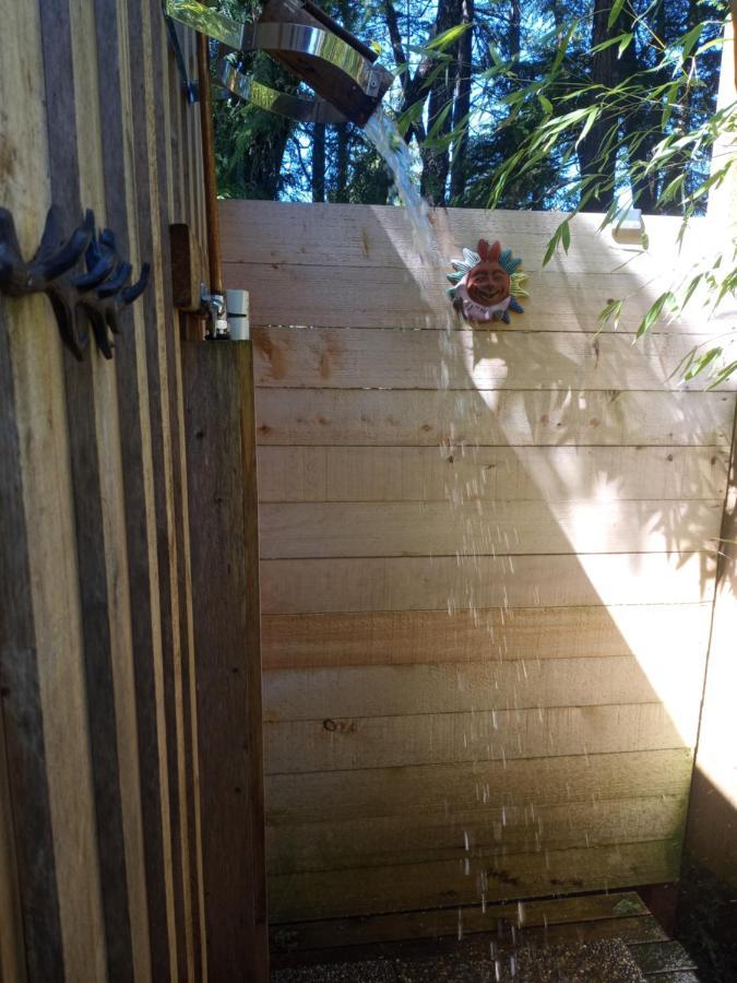 Forest Sweet Retreat Hot Tub & Wood Fired Sauna Ucluelet Εξωτερικό φωτογραφία